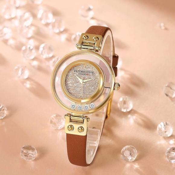 VICTORIA HYDE LONDON Ladies SPARKLE STAR Quartz  Watch NEW WITH TAGS AND BOX - Picture 1 of 13